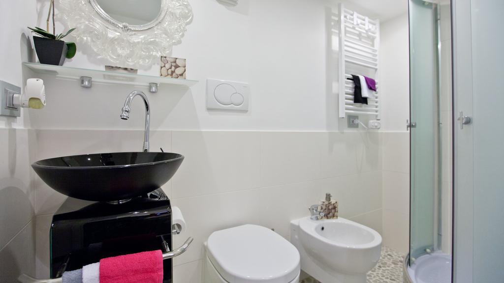 Rental In Rome Colosseo Loft Phòng bức ảnh