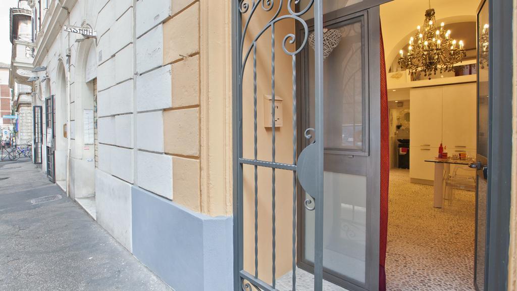 Rental In Rome Colosseo Loft Phòng bức ảnh